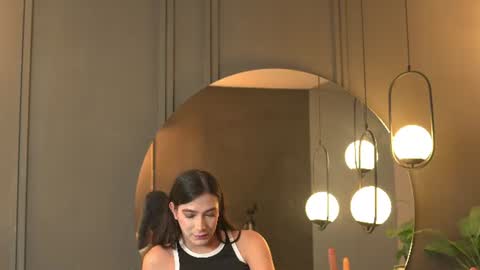 Ariaa online show from July 10, 6:54 pm