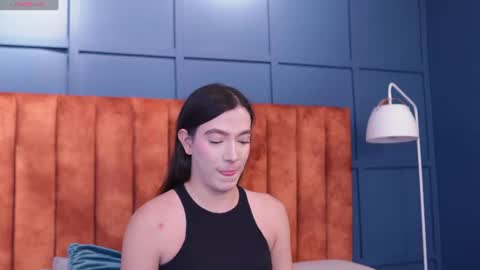 Ariaa online show from August 3, 6:44 pm
