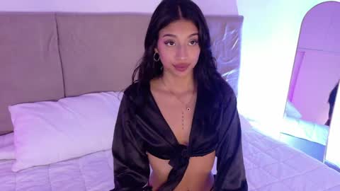 A R I A  online show from May 31, 5:09 pm