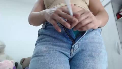 Snapshot of ariacoral chatting on November 5, 1:55 pm ariacoral online show from November 5, 1:55 pm