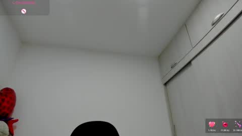 Snapshot of ariacoral chatting on June 19, 3:27 pm ariacoral online show from June 19, 3:27 pm