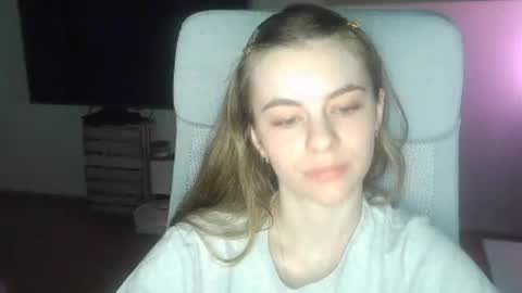 AriaCreazy online show from May 19, 8:48 pm