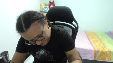 ...Ariana... online show from October 7, 6:27 pm