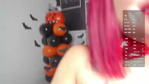 Snapshot of ariadna_dawson8 chatting on October 31, 4:30 pm Ari online show from October 31, 4:30 pm