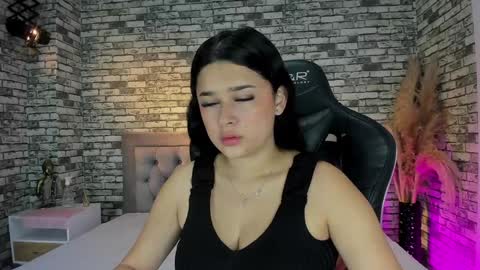 Snapshot of ariadna_milano chatting on December 2, 12:29 pm - -. .- Ariadna -. .- - online show from December 2, 12:29 pm