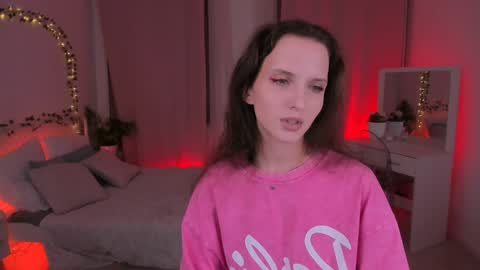 Snapshot of ariadna_s chatting on January 12, 10:33 pm Ariadna online show from January 12, 10:33 pm