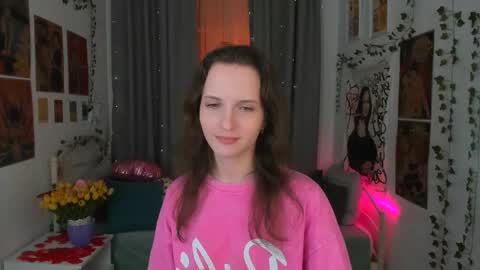 Snapshot of ariadna_s chatting on February 15, 10:52 pm Ariadna online show from February 15, 10:52 pm