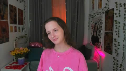 Snapshot of ariadna_s chatting on February 16, 5:04 am Ariadna online show from February 16, 5:04 am