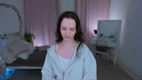 Snapshot of ariadna_s chatting on March 8, 2:04 am Ariadna online show from March 8, 2:04 am