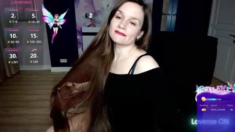 Snapshot of ariagrays chatting on December 18, 4:46 pm AriaGray online show from December 18, 4:46 pm