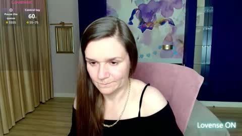 AriaGray online show from April 27, 7:01 pm