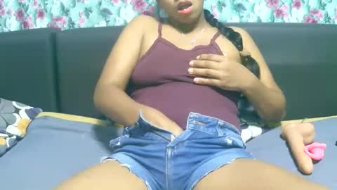 ariah13 online show from January 13, 6:57 pm