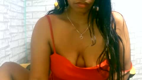Snapshot of ariah13 chatting on June 2, 6:26 am ariah13 online show from June 2, 6:26 am