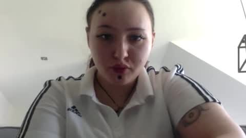 Aria online show from March 2, 11:39 am