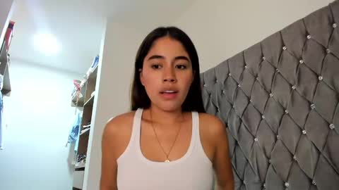 Aria Montgomery online show from December 21, 11:56 pm