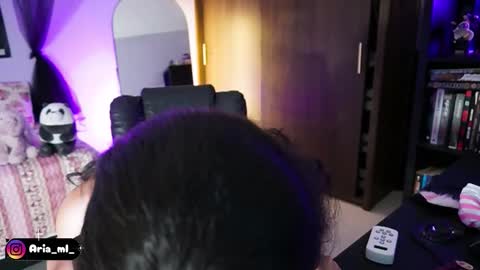 Snapshot of ariamoonlight chatting on February 21, 12:17 pm online show from February 21, 12:17 pm