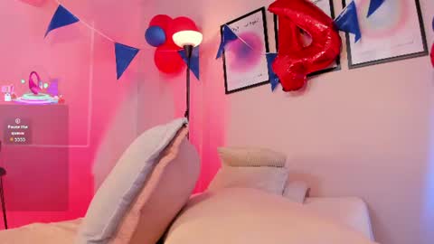 Aria online show from July 5, 4:19 am