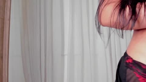 Snapshot of ariana_ceballos chatting on December 31, 6:57 pm ARIANA online show from December 31, 6:57 pm