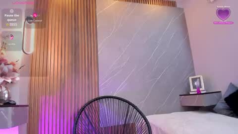 Ariana online show from February 27, 3:59 pm