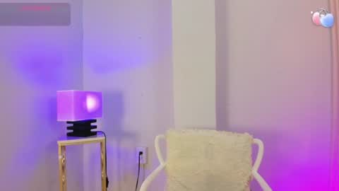 Ariana online show from July 31, 12:15 pm