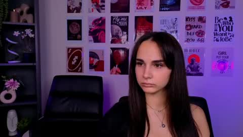 ariana_ross7 online show from July 22, 9:12 am
