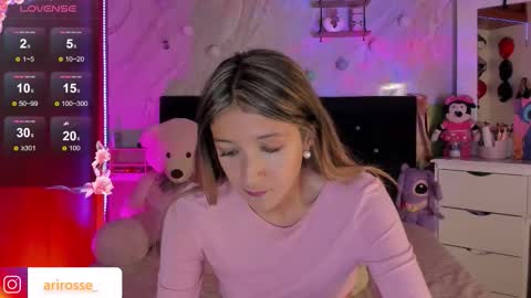 Snapshot of ariana_rosse__ chatting on January 16, 2:04 am Ariana online show from January 16, 2:04 am