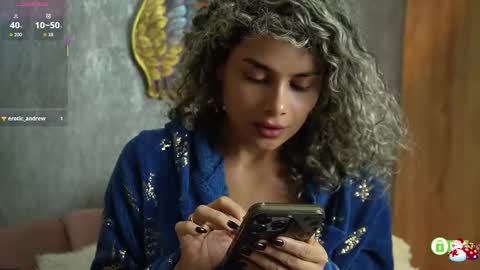 Snapshot of ariana_valdirii chatting on November 13, 11:36 pm cristina online show from November 13, 11:36 pm