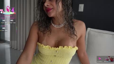 Snapshot of ariana_valdirii chatting on November 27, 1:57 pm cristina online show from November 27, 1:57 pm