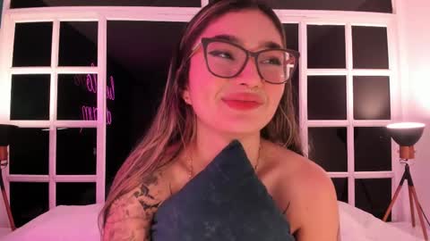 Ari online show from March 7, 9:29 am