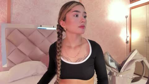 Ari online show from October 18, 12:13 am