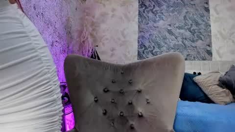 Arianna Collins online show from July 31, 12:04 pm
