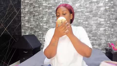 Ariana online show from October 23, 12:04 pm