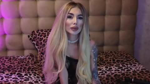 Snapshot of arianaari88 chatting on March 7, 10:10 pm Ariana online show from March 7, 10:10 pm