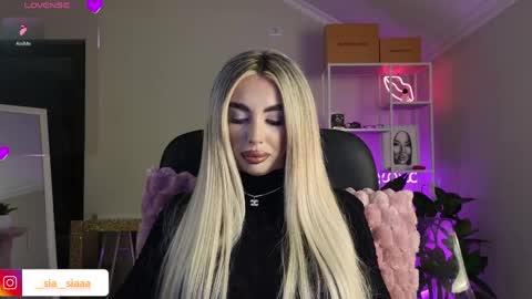 Ariana online show from April 30, 9:41 pm