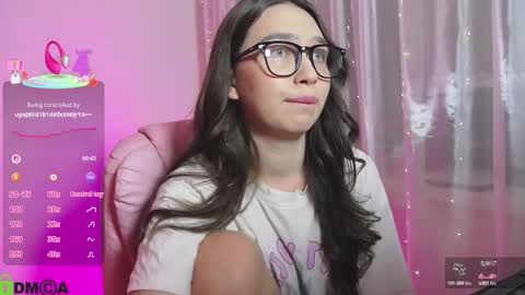 Snapshot of arianahot777 chatting on September 9, 8:52 pm arianahot777 online show from September 9, 8:52 pm