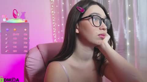 Snapshot of arianahot777 chatting on September 26, 10:25 pm arianahot777 online show from September 26, 10:25 pm