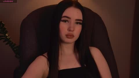 Snapshot of arianapurr chatting on April 8, 4:40 pm arianapurr online show from April 8, 4:40 pm