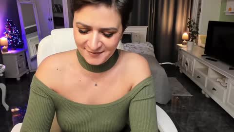 Ana online show from December 20, 10:05 am