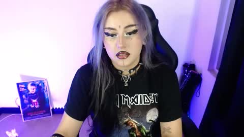 help me 100 hands up my OF is Free  online show from March 6, 10:28 pm