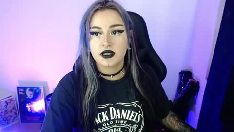 help me 100 hands up my OF is Free  online show from May 4, 9:33 pm