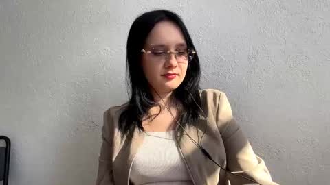 Kira online show from March 14, 9:04 am