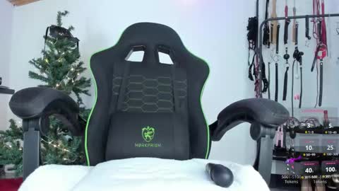 Snapshot of arianna_connor1 chatting on December 4, 4:48 pm Arianna Connor online show from December 4, 4:48 pm