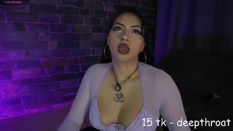 CALL ME JADE   online show from June 19, 9:57 am