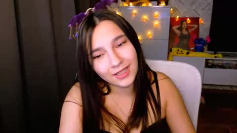 Snapshot of arianna_grend chatting on October 28, 1:58 pm Arianna online show from October 28, 1:58 pm