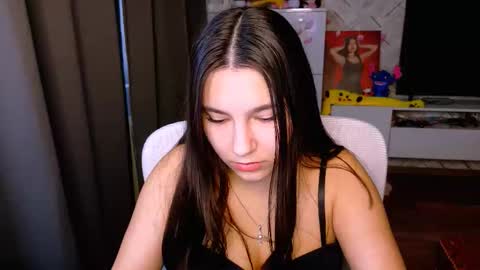 Snapshot of arianna_grend chatting on November 6, 10:38 am Arianna online show from November 6, 10:38 am