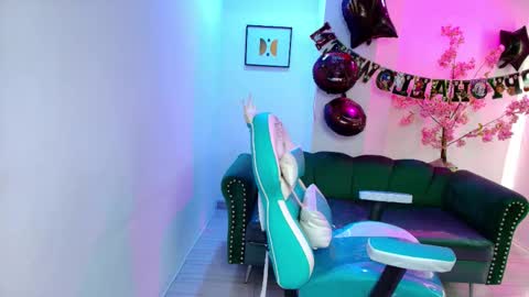 Snapshot of arianna_sweeet chatting on October 31, 3:29 am arianna_sweeet online show from October 31, 3:29 am