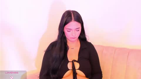 Snapshot of ariannadawson chatting on May 23, 8:35 pm Arianna Dawson online show from May 23, 8:35 pm