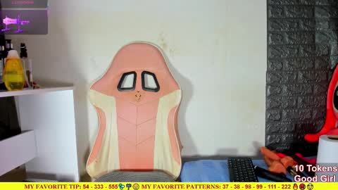 Arianna online show from November 23, 6:30 pm