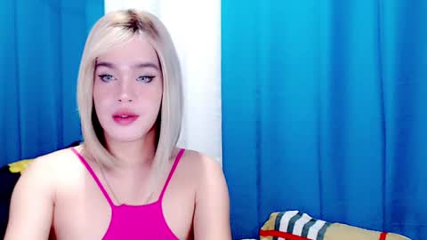 ARIANNE CUMS  online show from July 5, 7:04 am