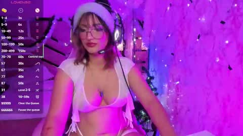 Aria online show from December 17, 12:44 pm